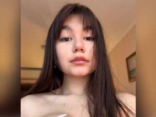 naked girl with cam masturbating JuliaCutee