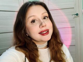 camgirl playing with vibrator JulieLelouch