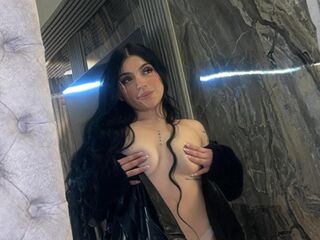 nude gamgirl JulietaMessy