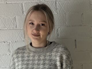 webcam live sex show KarynMcguire