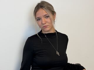chat room webcam KeiraTullier