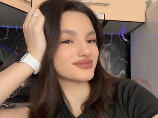 camgirl showing pussy KendraMatrone