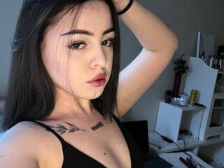 girl topless chat KitaTomson