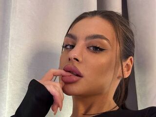 camgirl webcam sex pic KristyDol