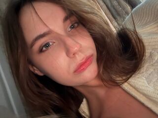 webcam strip tease show KyungInguardsen