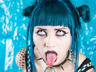 camgirl fingering shaved pussy LaurentMason