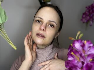 camwhore fingering shaved pussy LavondaBovain