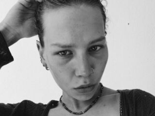 bedroom livecam LeeanneYepes
