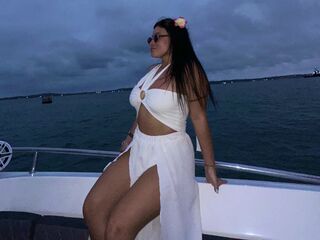 camgirl masturbating with vibrator LeilaCole