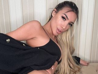 hot webcam show LexiAce