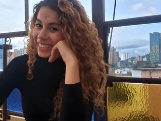 fingering cam girl LilyNoir