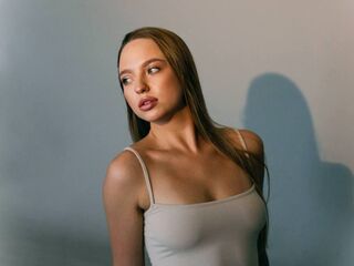 camslut topless LoriHunt