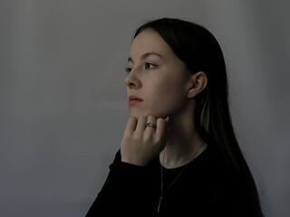 shower cam LorinaRasmuson