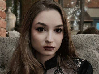 beautiful webcam girl LorrieHofheimer