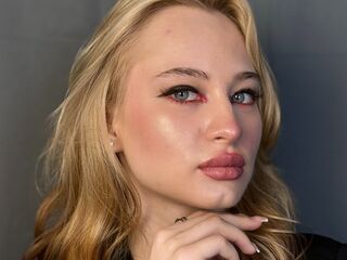 cam girl webcamsex LucileNeuburger