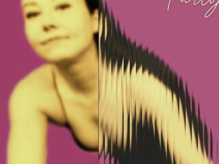 adult cam LucyLevatto