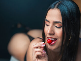 camgirl showing pussy MadisonClerk