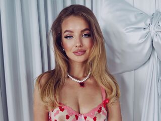 hot girl webcam picture MayaGal