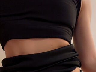 topless webcam girl MayaRosell