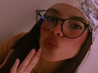 adult webcam chatroom MeliWain