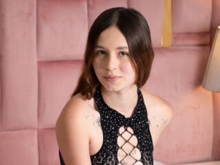 cam strip tease MellanieCollins