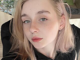 naked webcam girl picture MiaMerek