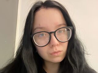 webcam babe chatroom MiaWallees