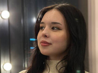 jasmin camgirl chatroom MikiPellon