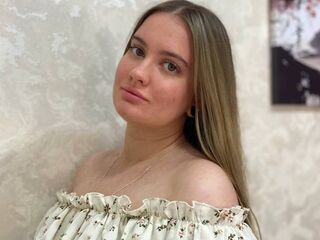 camslut topless MilaCarters