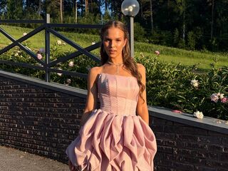 naughty camgirl picture MirianaFarris
