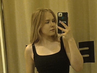 fingering camgirl MolliMcDaniel