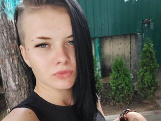 live webcam girl MonikaNeall