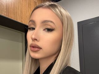 shaved pussy cam MyongDegado