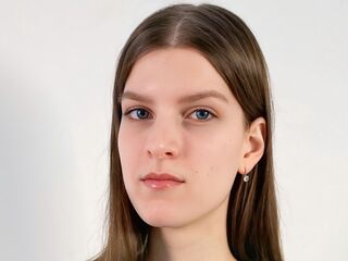 nude webcam girl picture MyrtieKatula