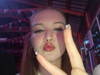 live sex webcam NelleCauthorne