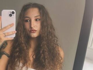 closeup NicholMikrot