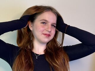 chatroom webcam photo NilaBudy