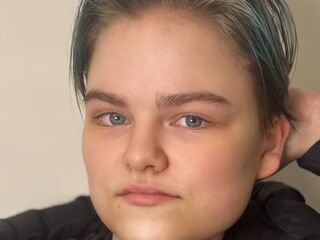 camgirl masturbating NilaPerine