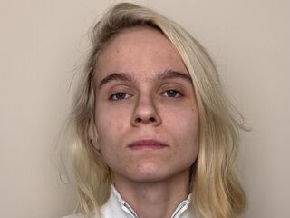 naked girl with webcam fingering pussy PoulaShade