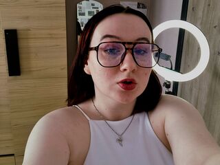 masturbating girl ReneeRoberts