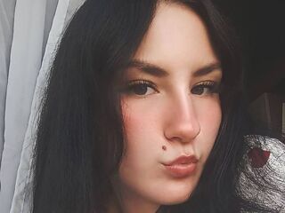 girl naked SadeLanden