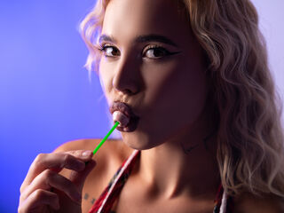 camwhore SandraDymond