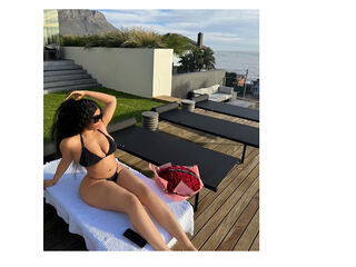 chat room webcam picture SarraJames