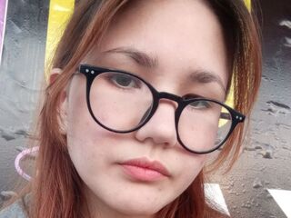 live strip tease show SilvanaTopps