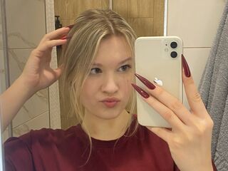 striptease cam SkyeDavi