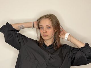 masturbating cam girl SunniBanderas
