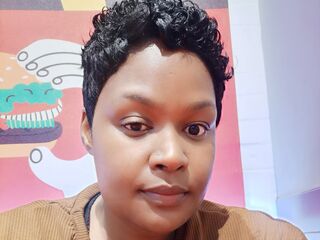 naked cam chatroom SylerRay