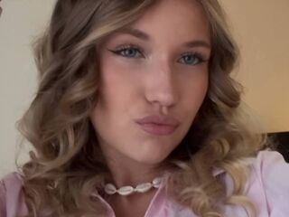 free live sexcam ThomasineKemery