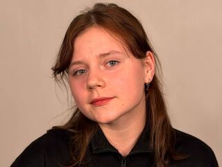 kinky cam TonaBurgard