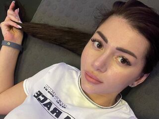 camwhore masturbating with dildo VelmaTate